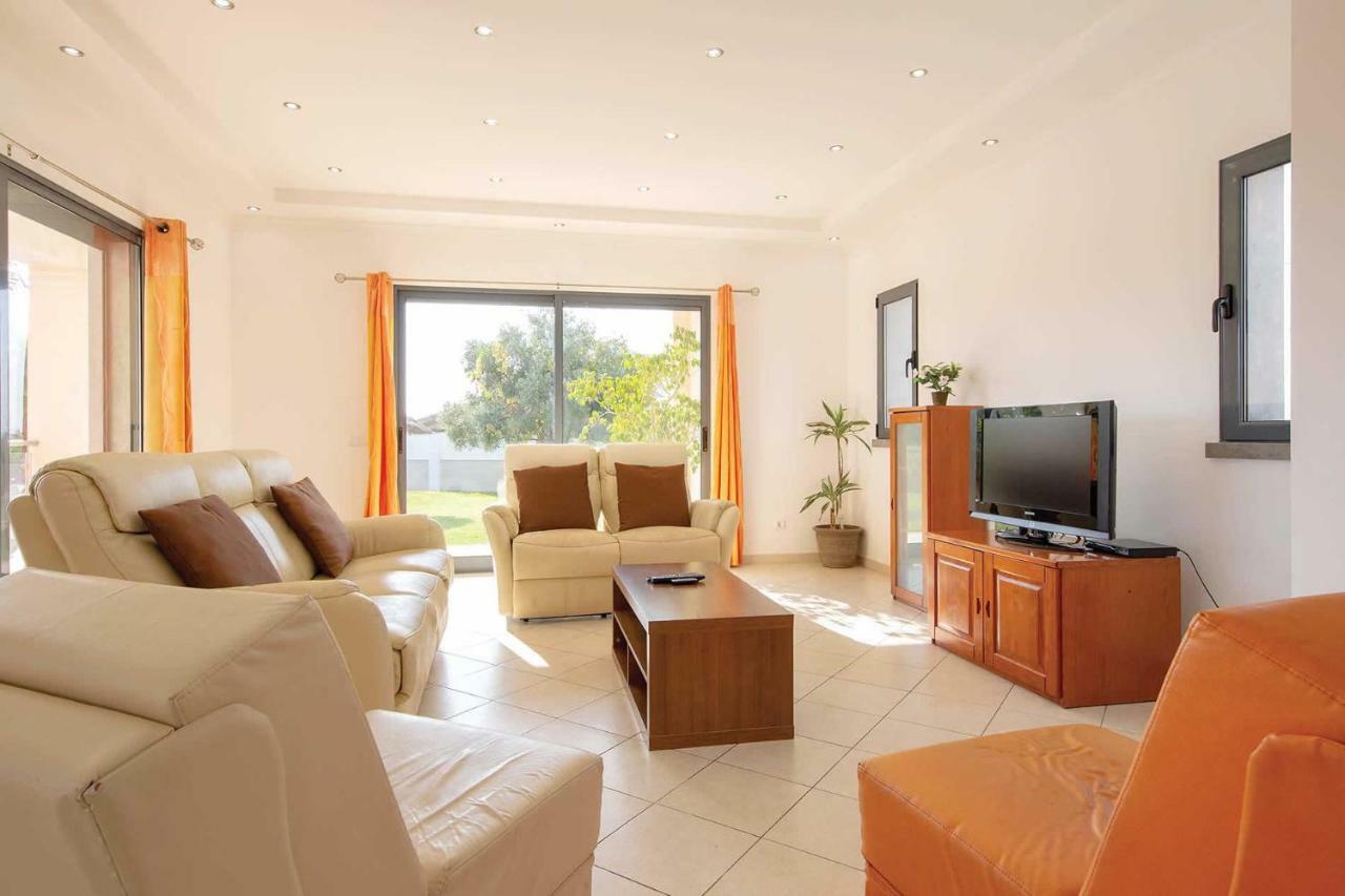 Villa Ruana - 5 Bedrooms On Suite- Free Out Door Hot Jacuzzi - By Bedzy アルブフェイラ エクステリア 写真